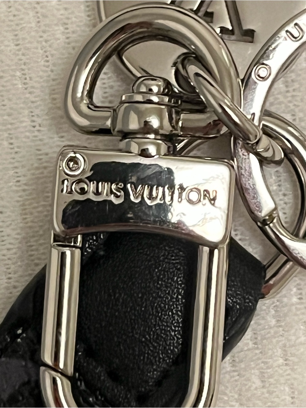 Louis Vuitton Black Monogram Wrist Strap Key Holder with Silver Hardware - Picture 3 of 4